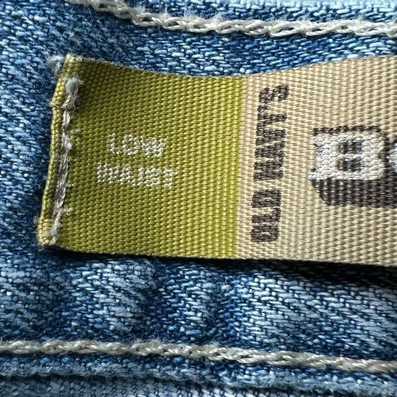 Vintage Old Navy Womens Size 12 Short Boy-Cut Jeans Low Waist Distressed Y2K - Picture 5 of 16